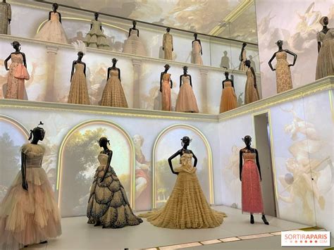 cuadros de dior|la galerie Dior history.